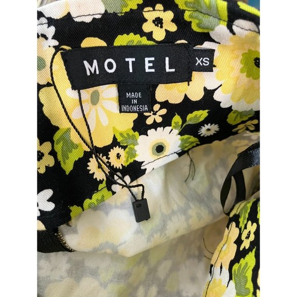 Motel Women's XS Floral Flower Green Yellow Black Mini Skirt NWOT - Picture 4 of 6